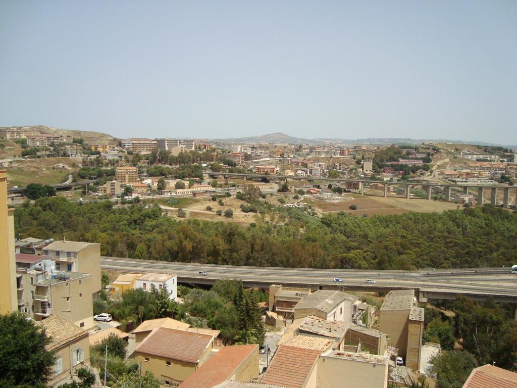 לינה וארוחת בוקר אגריג'נטו Antonio'S House מראה חיצוני תמונה